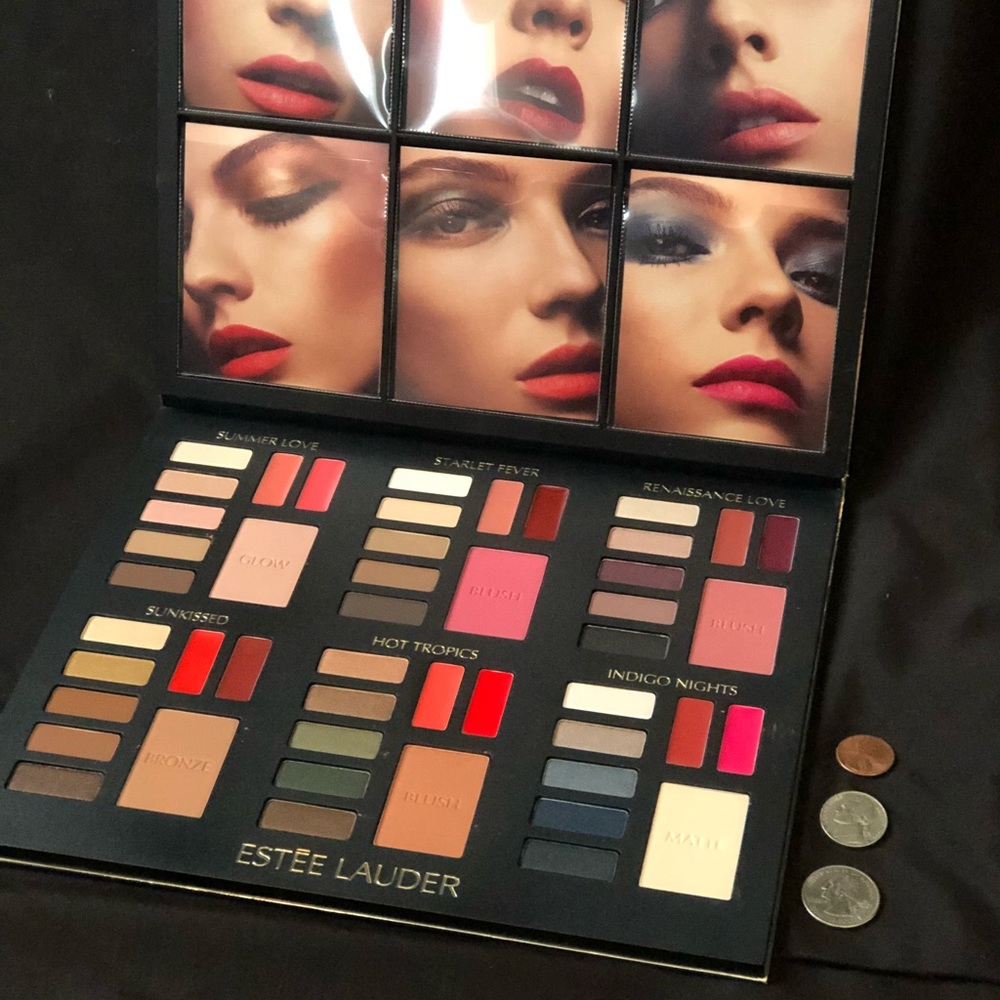 Estée Lauder large color palette